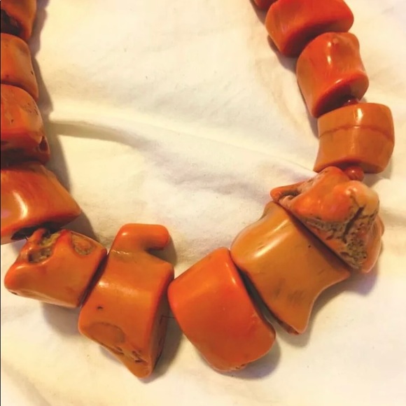 AUTH ANTIQUE Natural Undyed Red CORAL Necklace - Picture 5 of 11